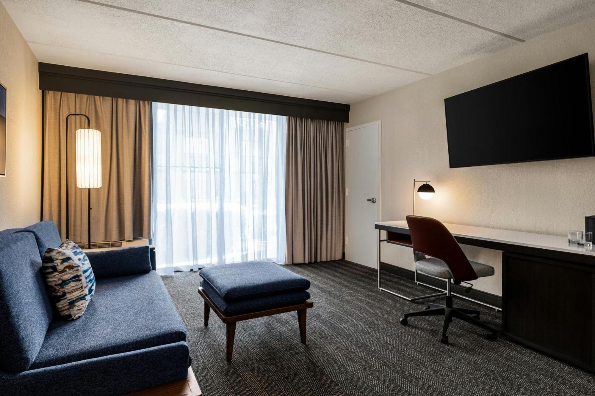 Courtyard Atlanta Northlake Такер Экстерьер фото