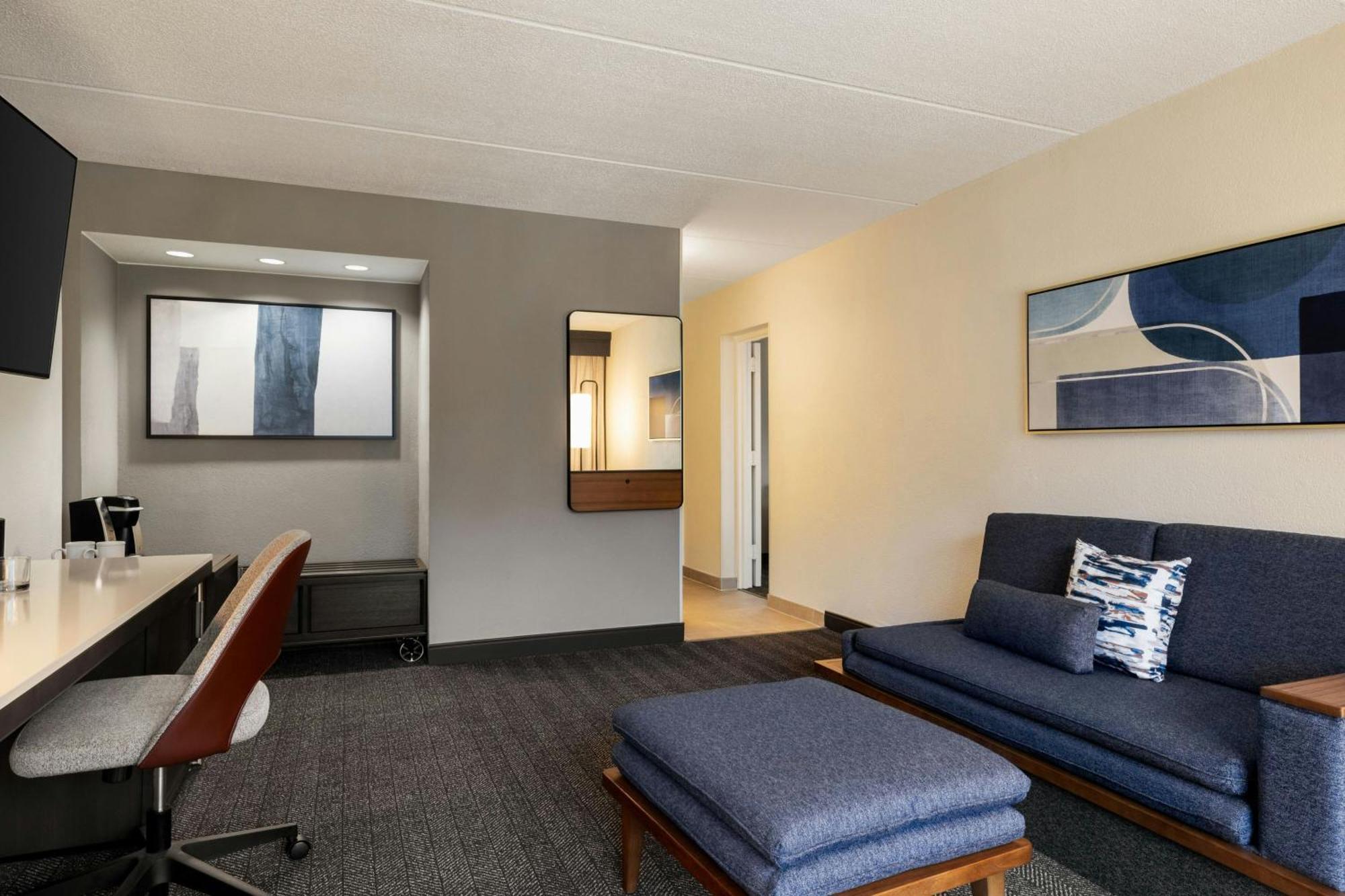 Courtyard Atlanta Northlake Такер Экстерьер фото